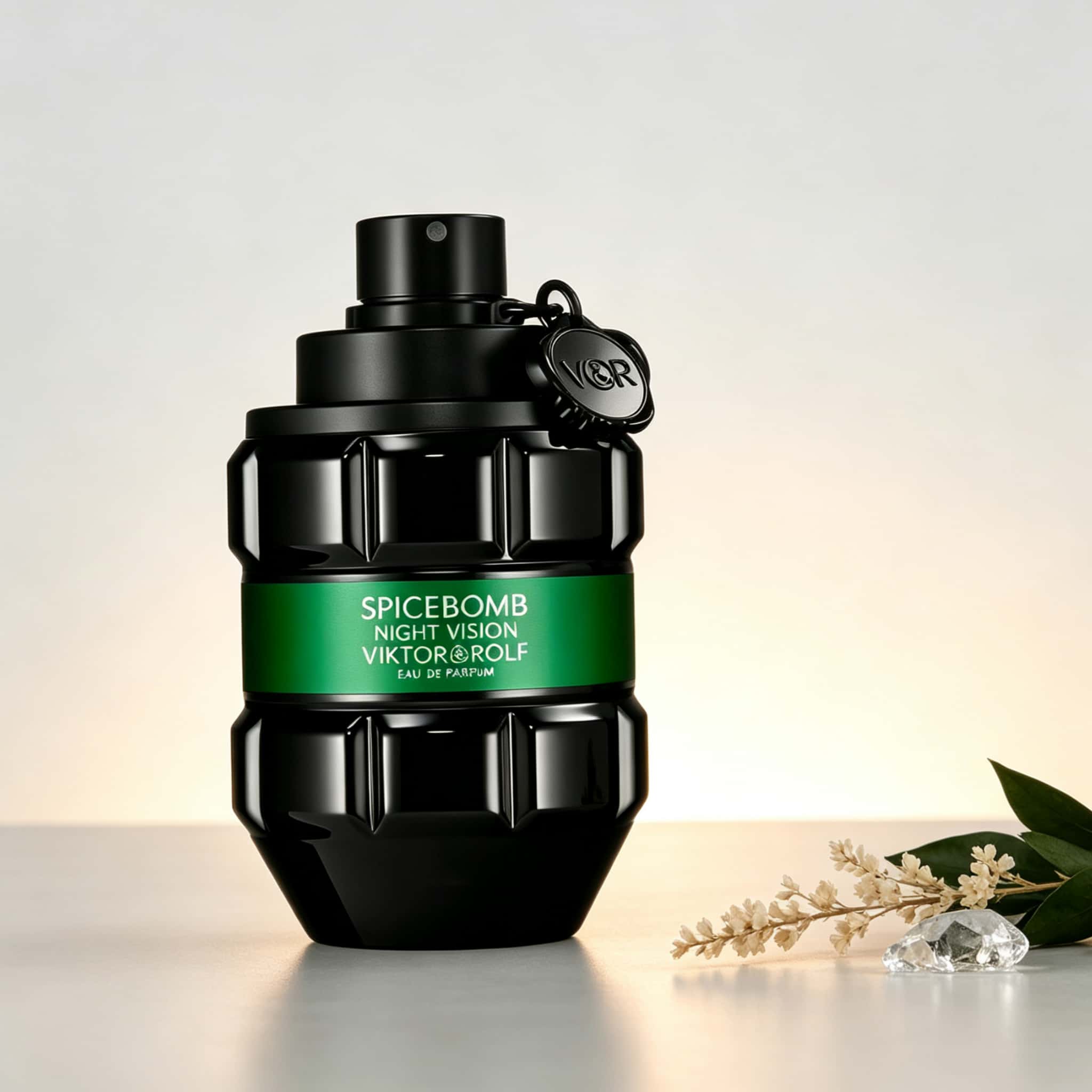Viktor & Rolf Night Vision EDP – Home Bar Accessories Bewertung und Preis